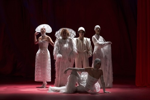 Teatro — Anche in casa si possono provare emozio...