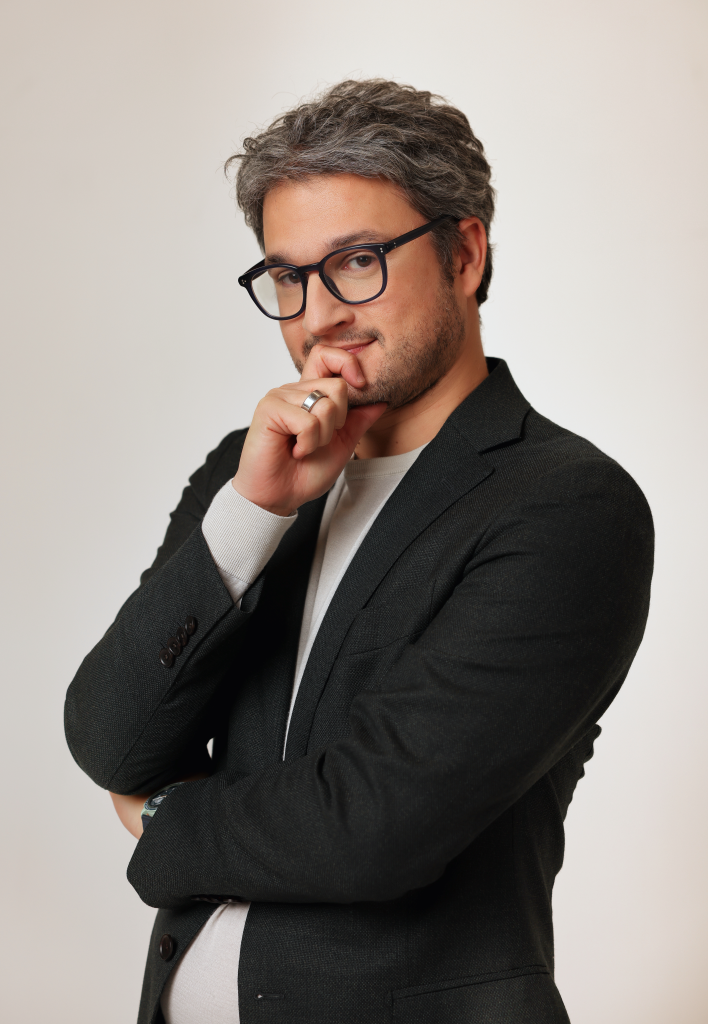 Al Teatro Manzoni di Milano una serata che cambia ...